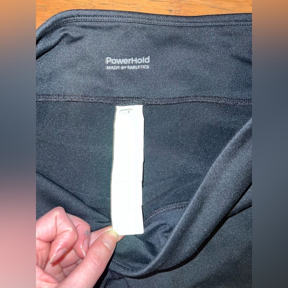 💋 Women’s Size M- Fabletics Bundle - Picture 4 of 9